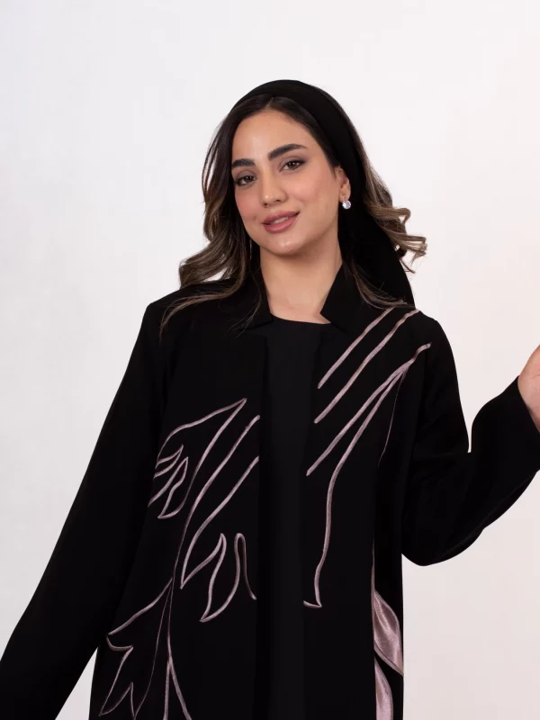 عباية راحلة