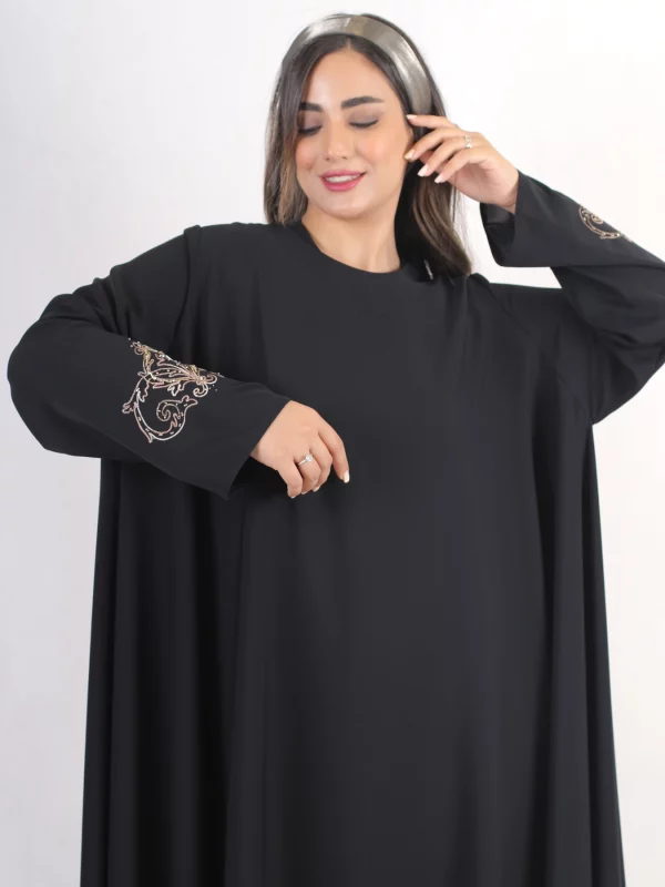 عباية سوداء