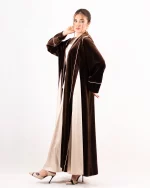 Yamour Abaya is made from a luxurious combination of velvet and satin fabrics.