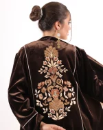 Yamour Abaya is made of velvet and satin - Image 4