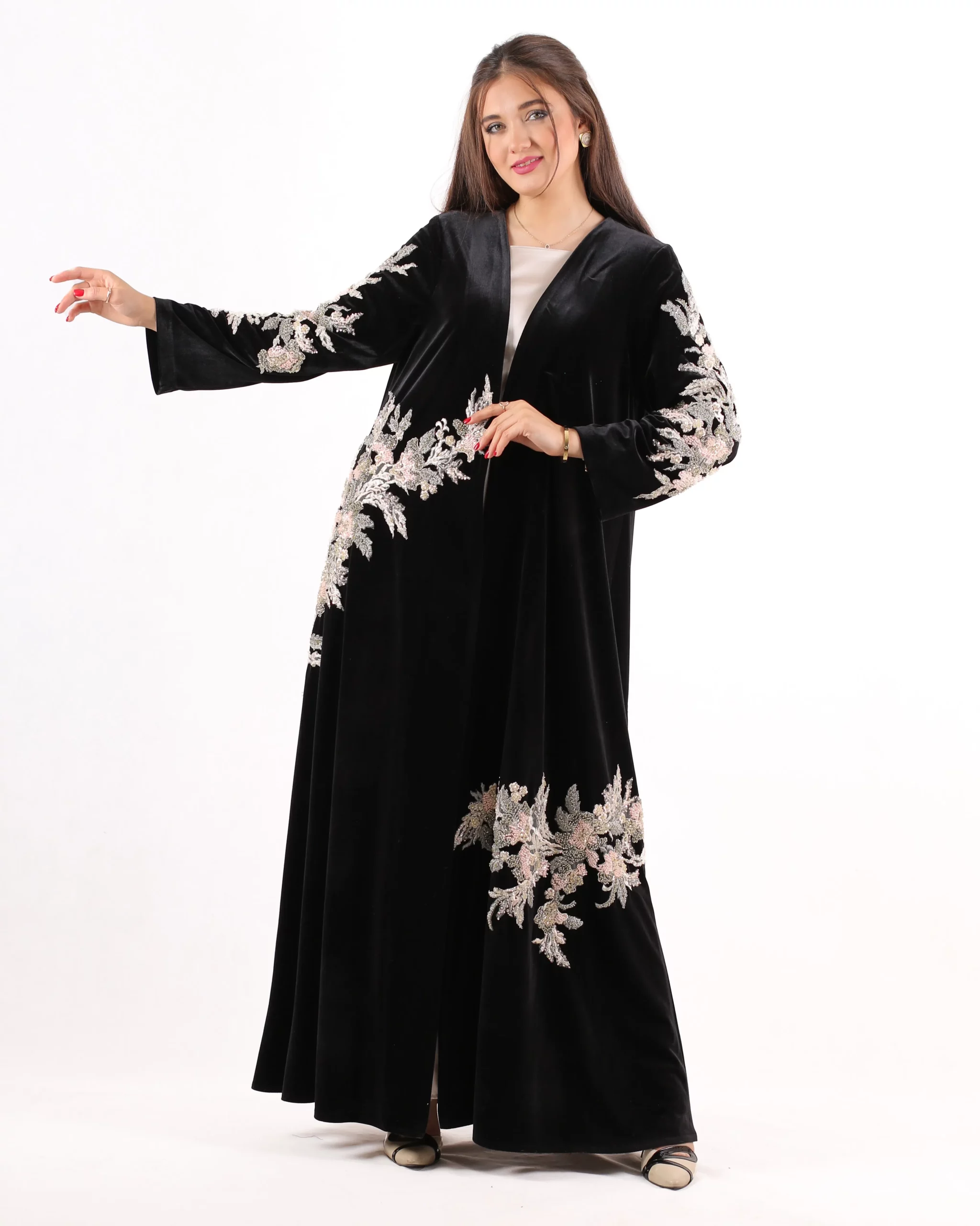 Aisle Velvet Shawl – Sweetheart Neckline with Lace Appliqué & Jewel Embroidery